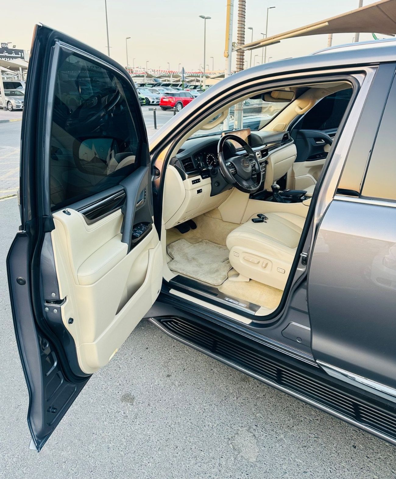 Lexus LX 570