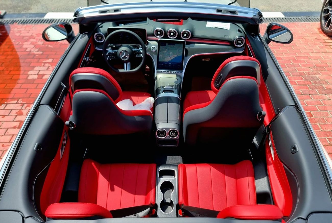 مرسيدس بنز CLE 200 كابريوليه AMG Convertible 5 Years Warranty 2024 GCC