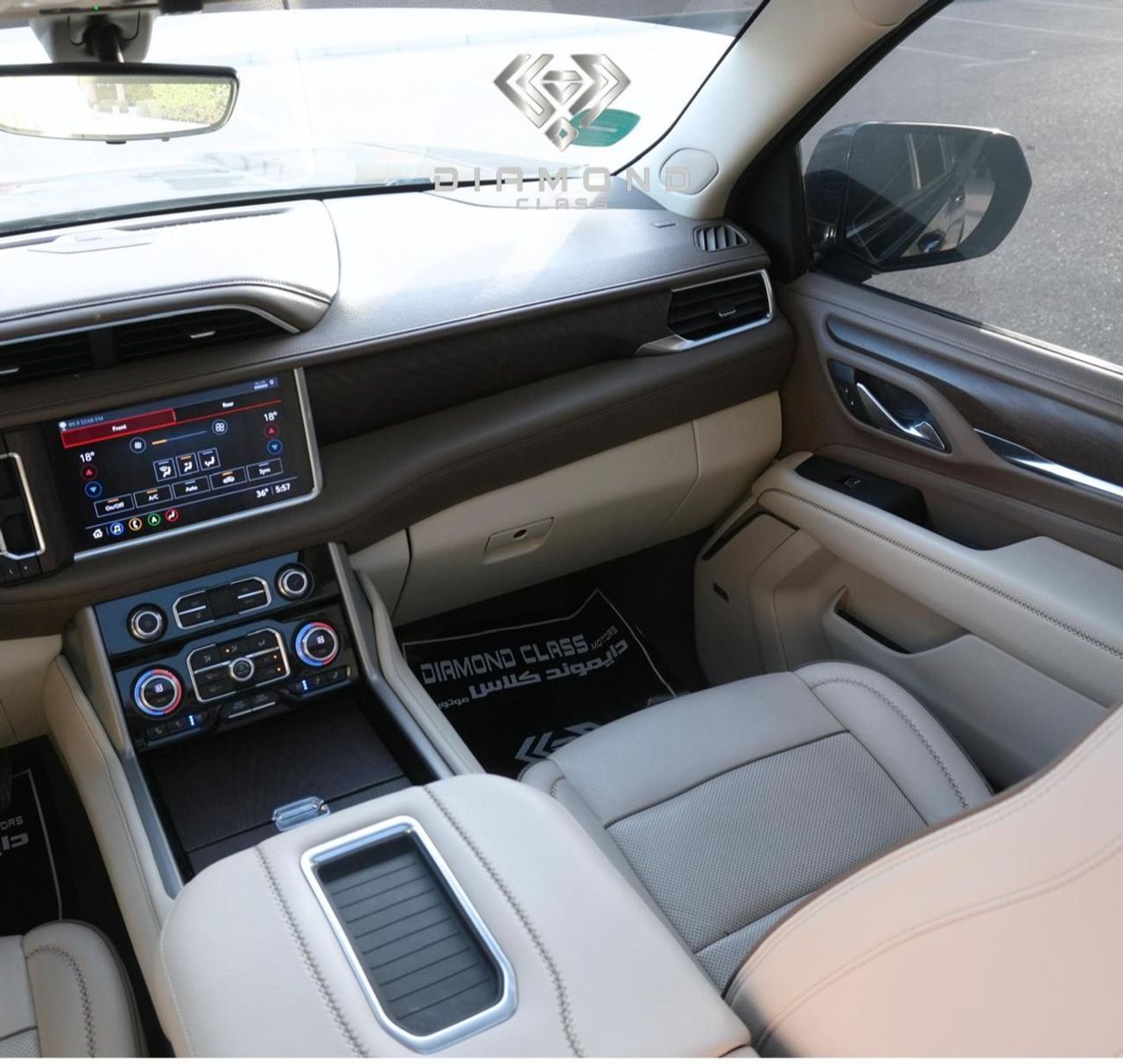 GMC Yukon Denali 6.2L (8 Seater)