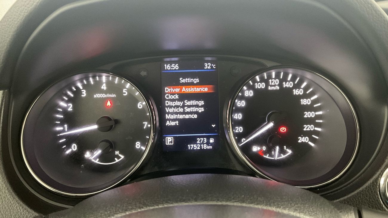 نيسان إكس تريل 2.5 SL 4WD 7STR AUTO LANE DEPARTURE | شامل الضمان | 0 ﺪﻔﻋﺓ ﺃﻮﻟﻯ