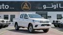 Toyota Hilux DLX. 2.4L Diesel 4WD