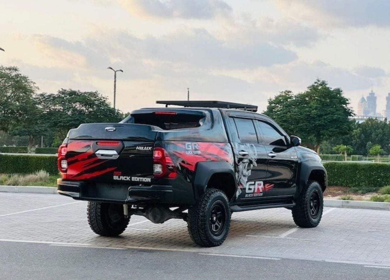 Toyota Hilux GR Sport 4.0L Toyota Hilux pickup GR 2020 years 2.7 4 cylinder gasoline gasoline full option