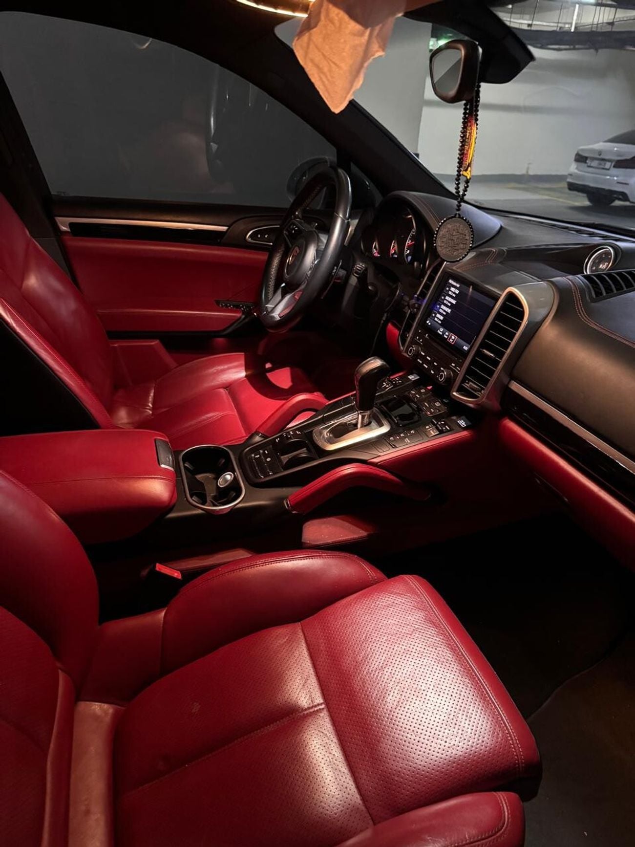 Porsche Cayenne Platinum Edition