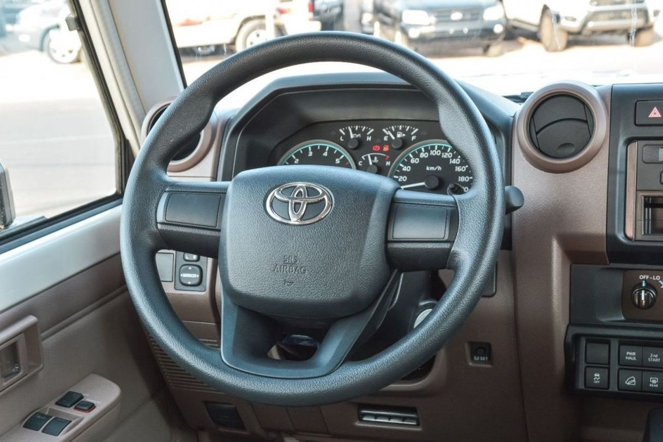 Toyota Land Cruiser 70 TOYOTA LAND CRUISER 78 SERIES 4.0L 4WD SUV 2024 | POWER STEERING | POWER WINDOWS | STEEL WHEELS | AM