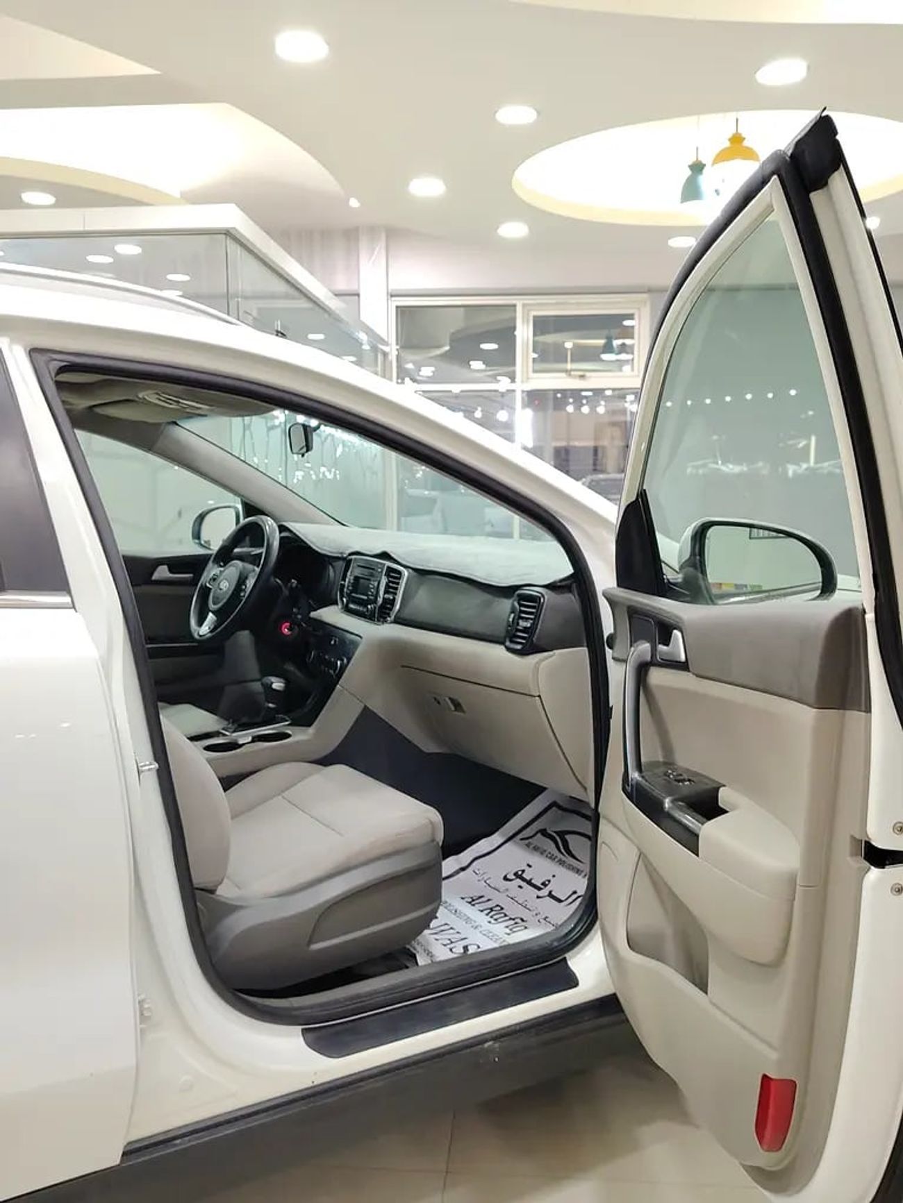 كيا سبورتيج Mid 2.0L GCC