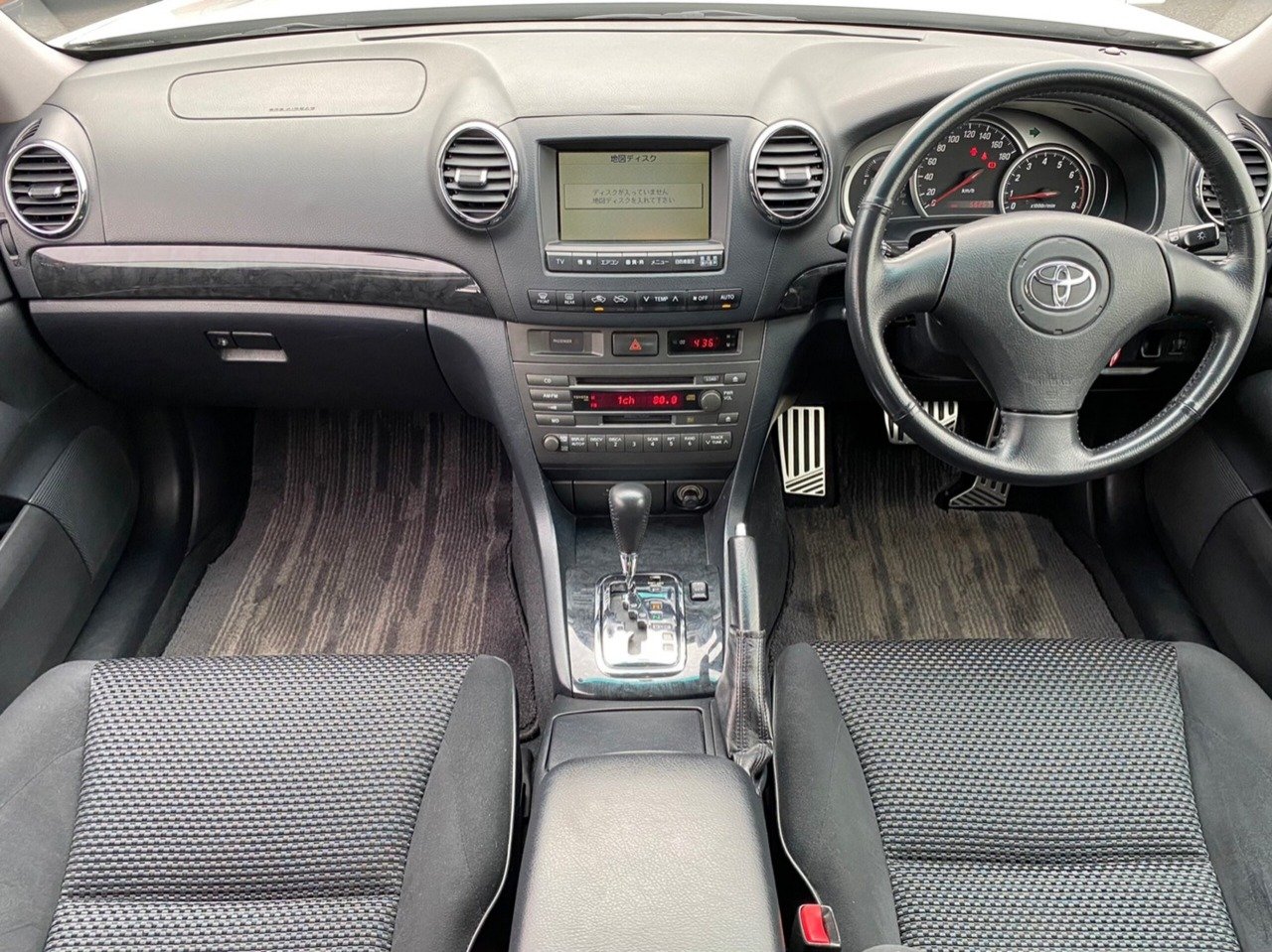 Toyota Verossa interior - Cockpit