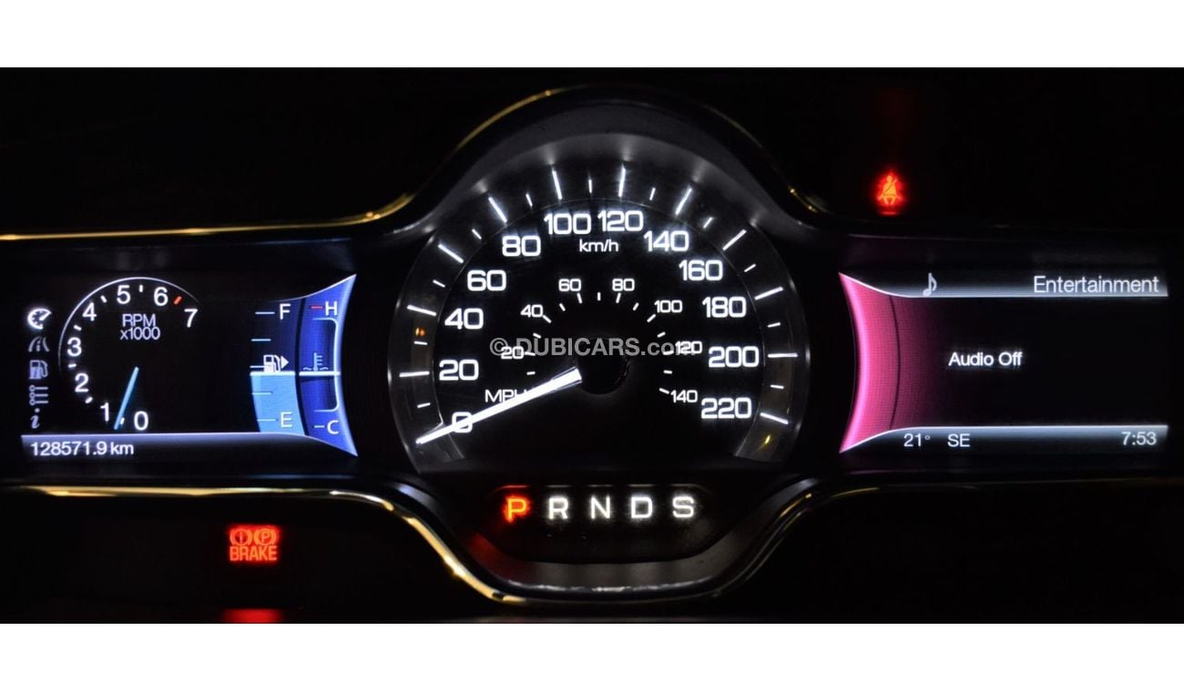 Lincoln MKS EXCELLENT DEAL for our Lincoln MKS 2013 Model!! in Silver Color! GCC Specs