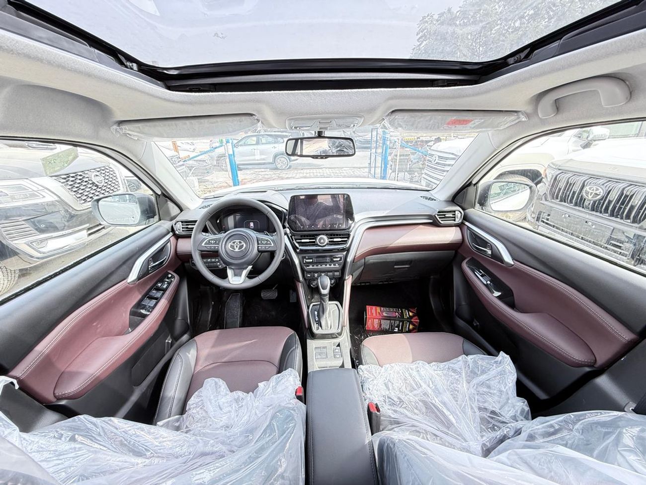 Toyota Urban Cruiser Urban Cruiser 1.5L With Panoramic 2026 Silver (Export Only)