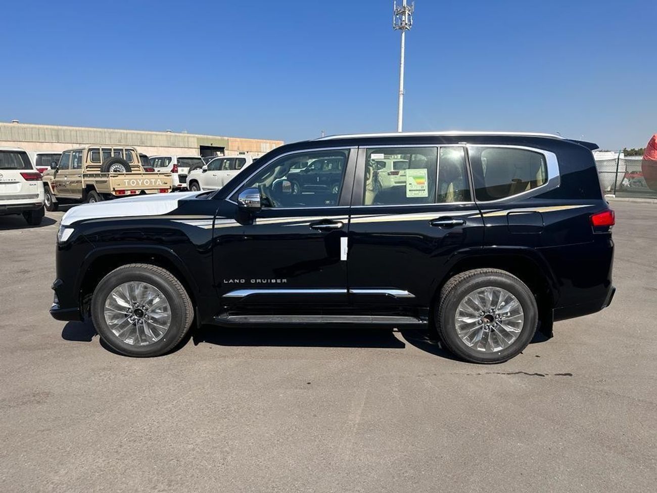 تويوتا لاند كروزر VXR 4.0L