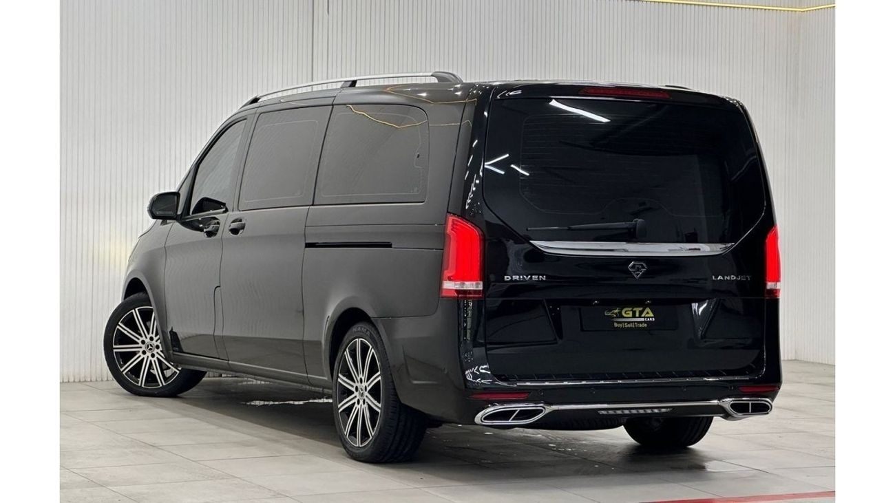 Mercedes-Benz Viano 2019 Mercedes Benz V250 Driven-Landjet, Warranty, Service History, Excellent Condition, GCC