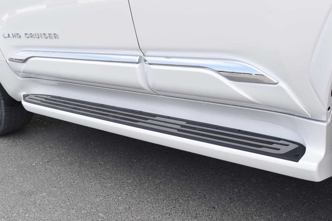 تويوتا لاند كروزر Toyota LC300 VXR 3.3L Full with radar 2025