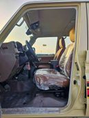 Toyota Land Cruiser Pick Up  DOUBLE CABIN / 2.8L V4 DIESEL A/T / DVD CAMERA / WINCH , SNORKEL / DIFF LOCK (CODE # LC