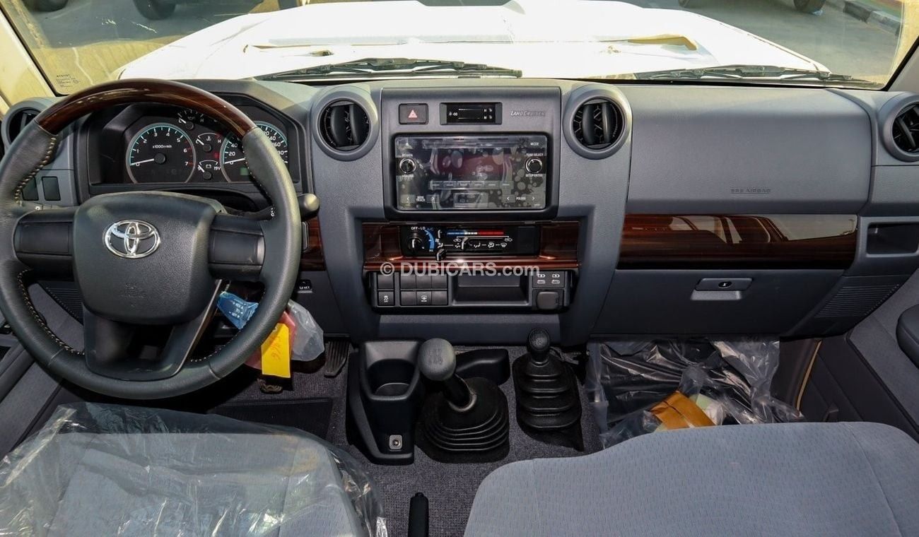 Toyota Land Cruiser 70 LC76 HARDTOP 5 DOORS 4.0L PETROL 2025 MODEL