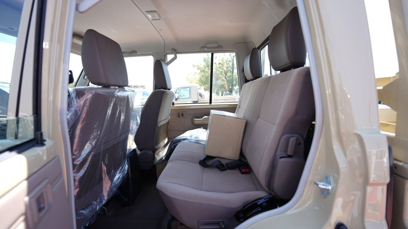 Toyota Land Cruiser Pick Up TOYOTA LC PICKUP DOUBLE CABIN 4.0L V6 AUTOMATIC TRANMISSION MODEL 2025 WITH DIFFLOCK