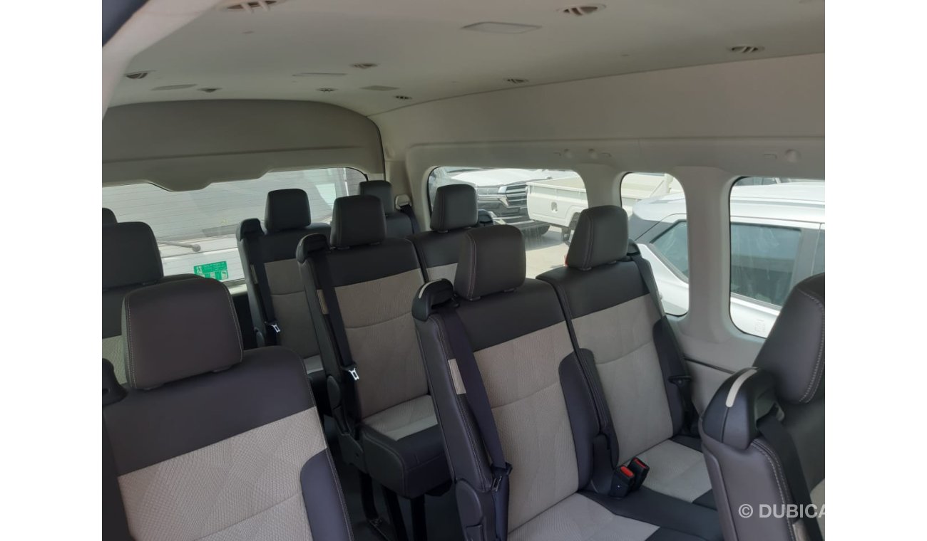 Toyota Hiace DIESEL FULL OPTION  GL  13 SEATS