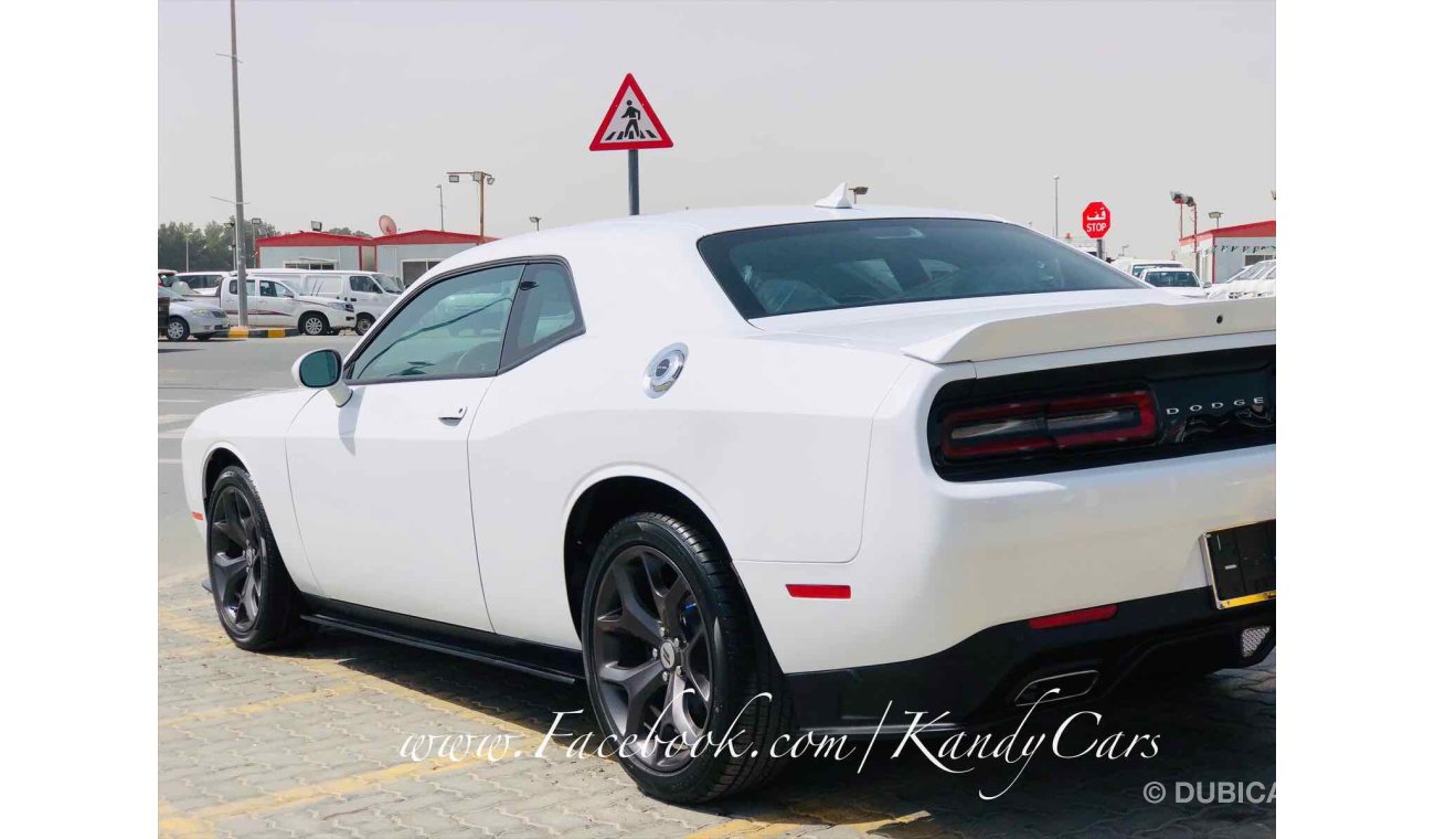 Dodge Challenger V6 / FULL OPTION / HARMAN KARDON BASS BOOSTER / LESS MILES / ZERO DOWNPAYMENT