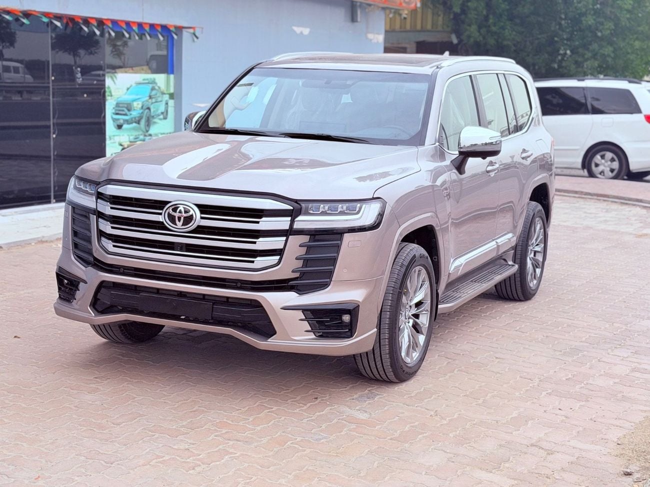 تويوتا لاند كروزر GXR 2022 V6 full option Top the range petrol