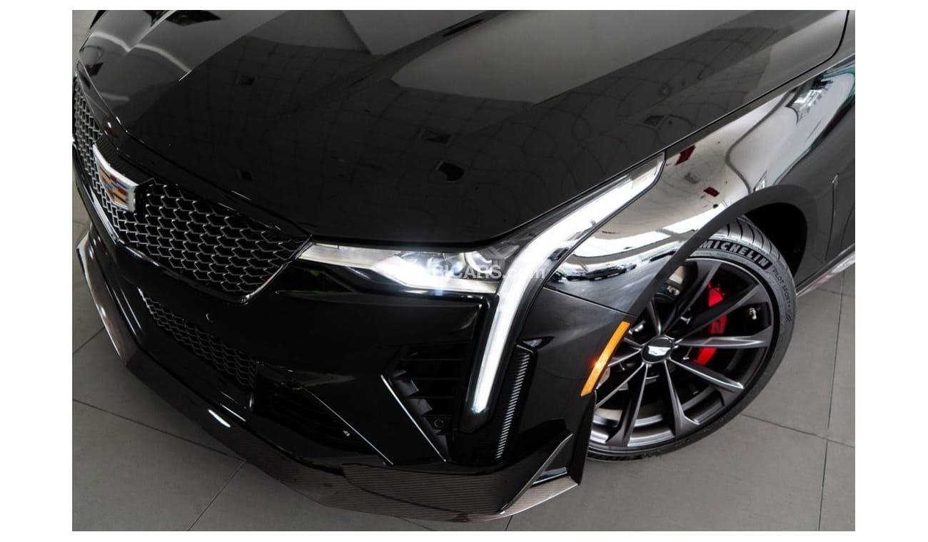 كاديلاك CT4 CT4-V 2022 Cadillac CT4 V-Spec Blacking / Carbon Fibre Pack / 5 Year Warranty & Service Pack
