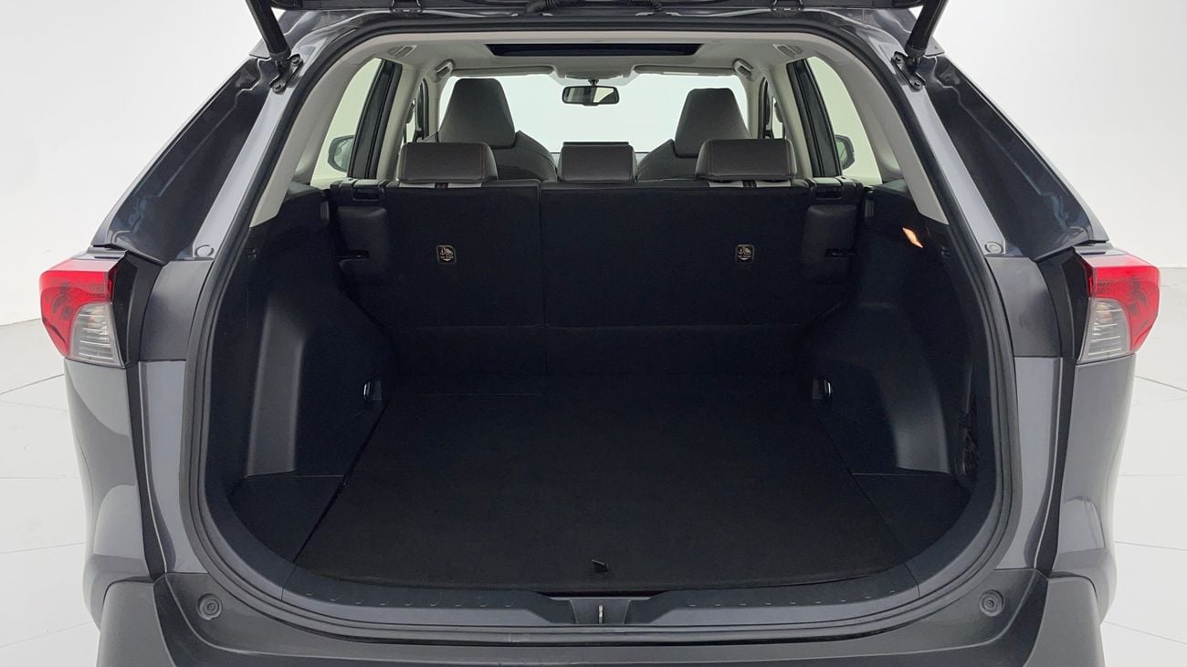 تويوتا راف ٤ ADVENTURE 2.5 | بدون دفعة مقدمة | اختبار قيادة مجاني للمنزل