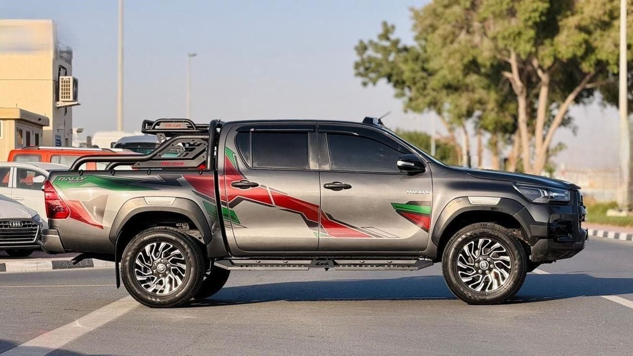 Toyota Hilux 2018| 2.8L DIESEL | AT | RHD | GR ROCCO KIT MODIFIED | GTK 4X4 SPORTS BAR WITH BASKET | ROOF MOUNTED