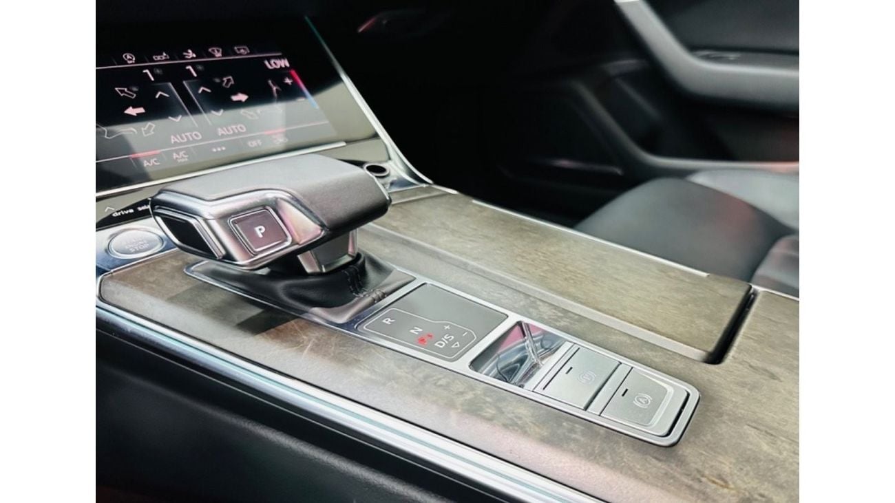 Audi A7 45 TFSI S-Line Style Selection GCC .. FSH .. S line .. Perfect Condition .. Top Range .