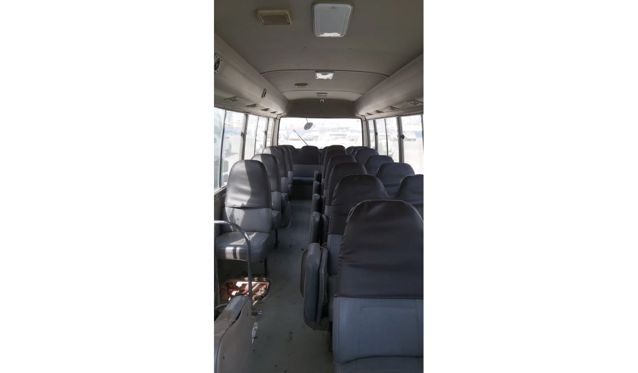 Toyota Coaster Toyota coaster 30 seater bus Diesel, model:2005. Excellent condition