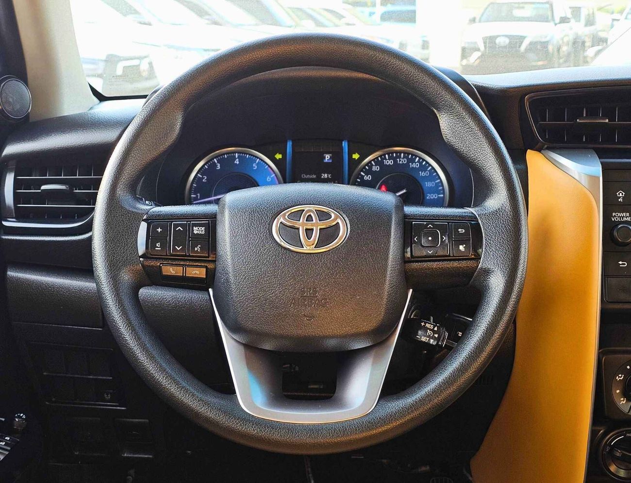 Toyota Fortuner / EXR / 2.7L / A/T / 4WD / GCC / EXPORT ONLY/ LOT#16613