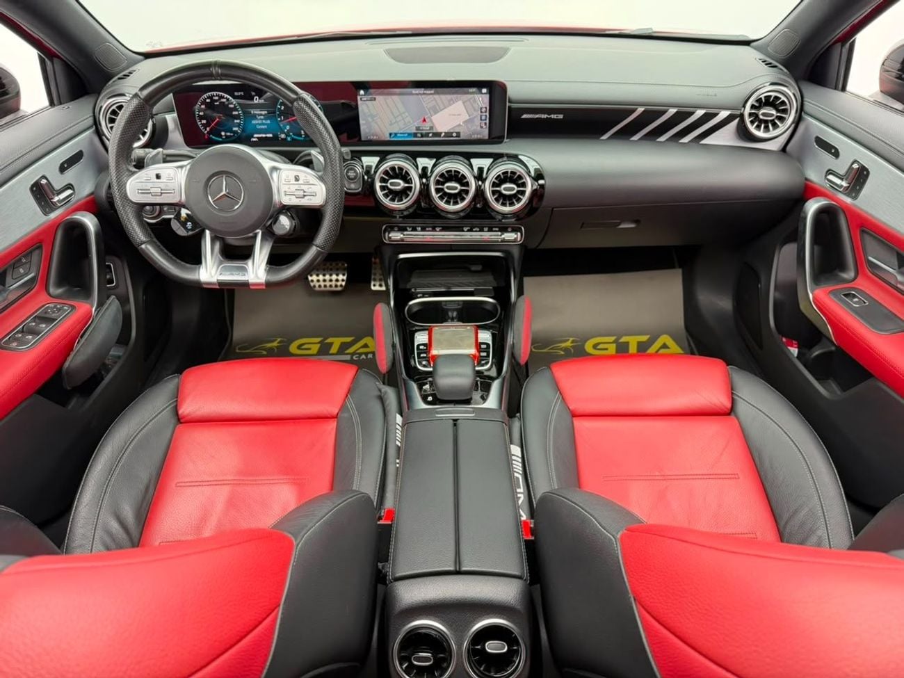 Mercedes Benz A35 AMG 4MATIC