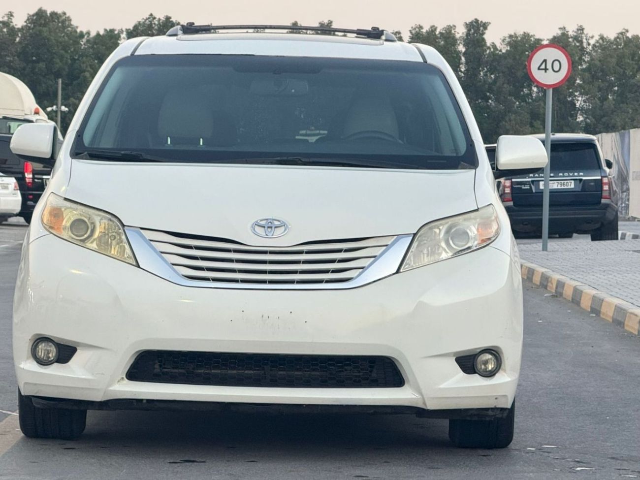 Toyota Sienna In excellent condition and requires no expenses
