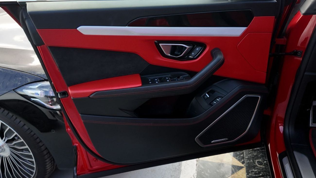 Lamborghini Urus S 4.0T V8 2022 LAMBORGHINI URUS S CAPSULE RED  4.0T V8