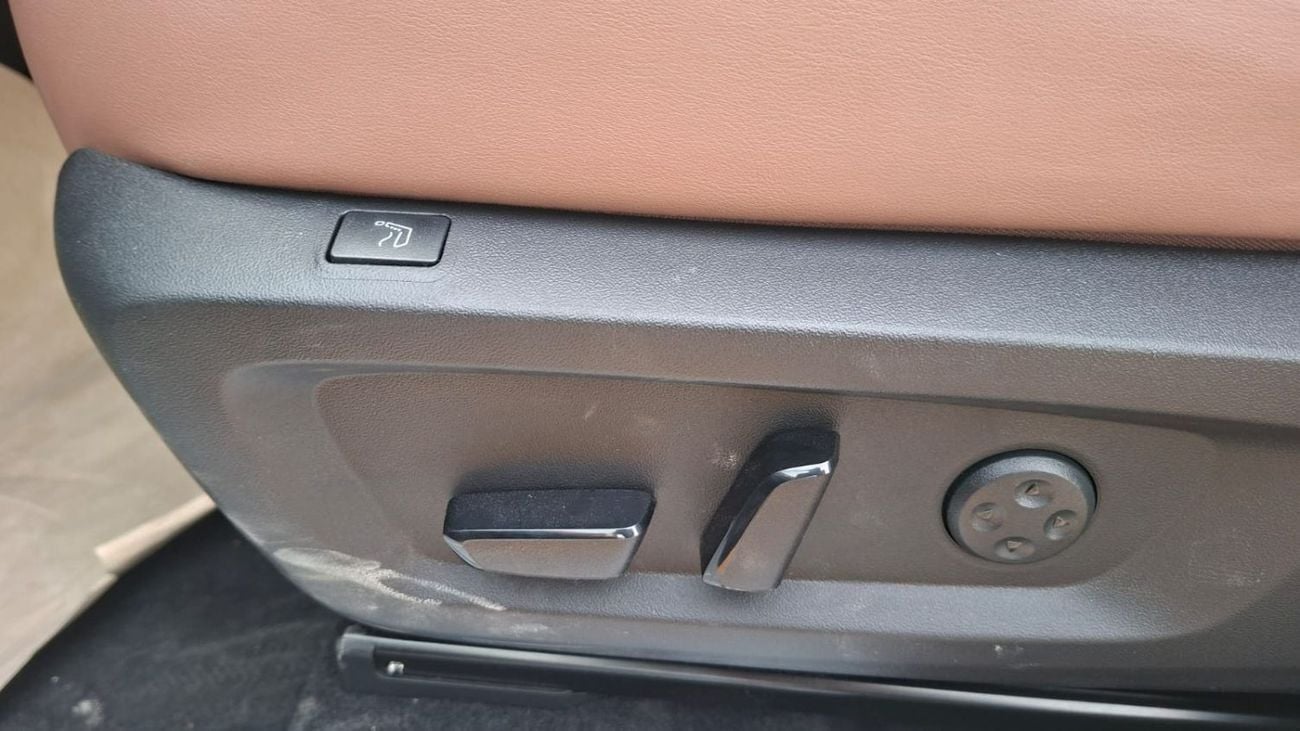 ميتسوبيشي آوتلاندر Mitsubishi Outlander P-LINE 2026 4WD