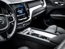 فولفو XC 60 2.0T B5 MHEV R Design (AWD)