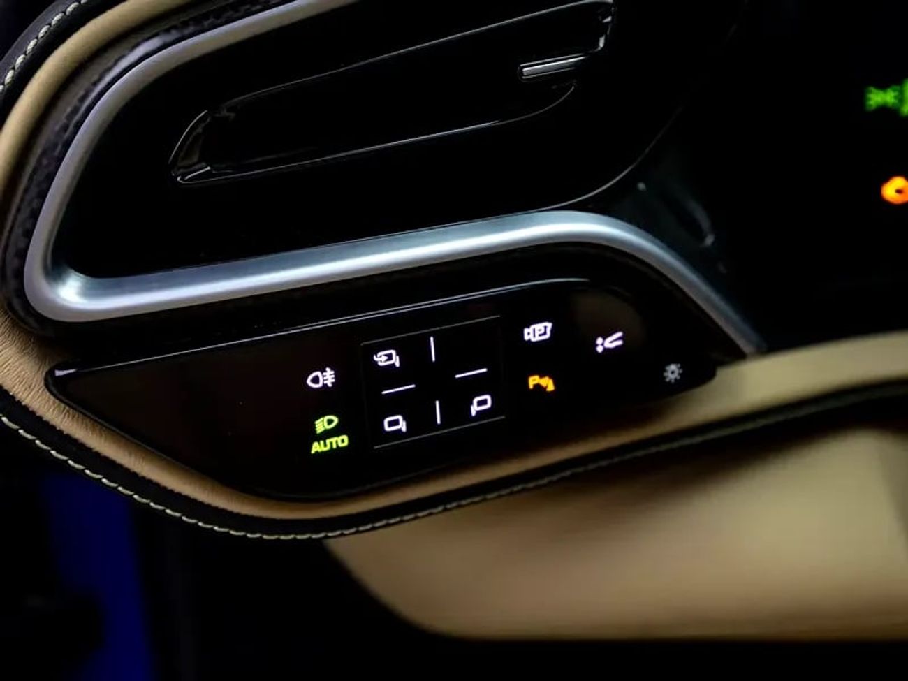 فيراري 296 GTS Standard