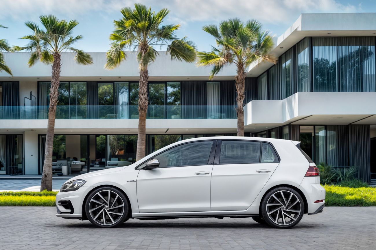 فولكس واجن جولف ار Golf R | 1,763 P.M | 0% Downpayment | Immaculate Condition!