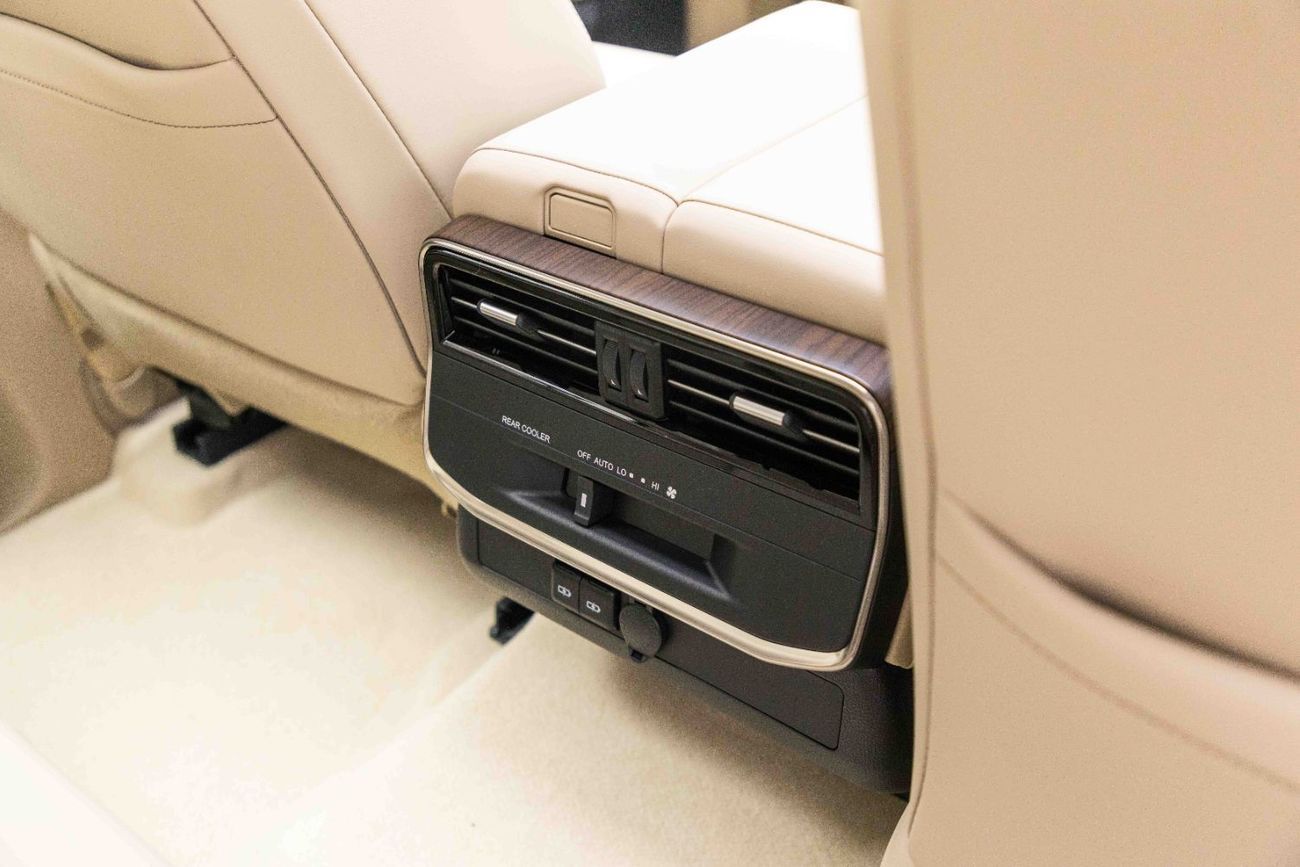 Toyota Land Cruiser GXR 4.0L - White Pearl Inside Beige | Export Only