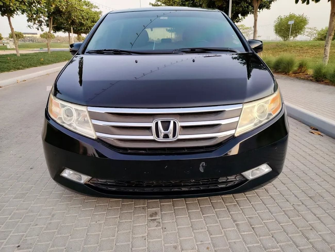 هوندا اوديسي J LX | GCC Specs | Well Maintained Full Option Van With Rear Entertainment