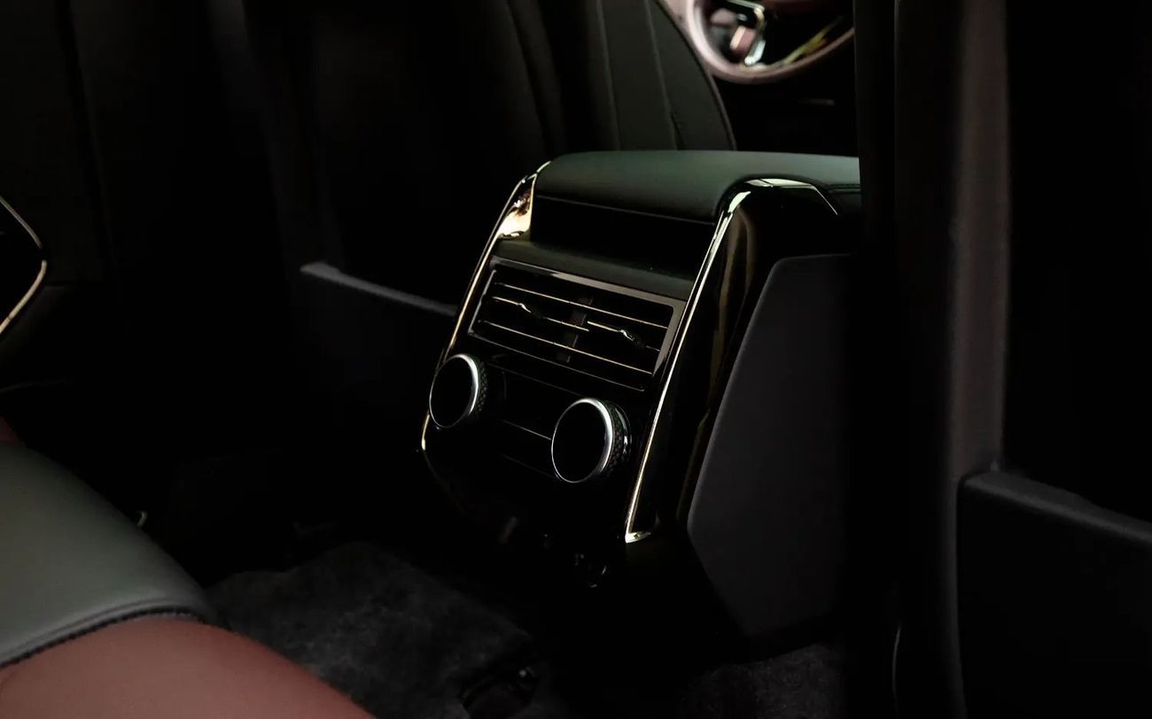 Land Rover Range Rover Sport Dynamic HSE P400 3.0L - GCC Spec - With Warranty and Service Contract