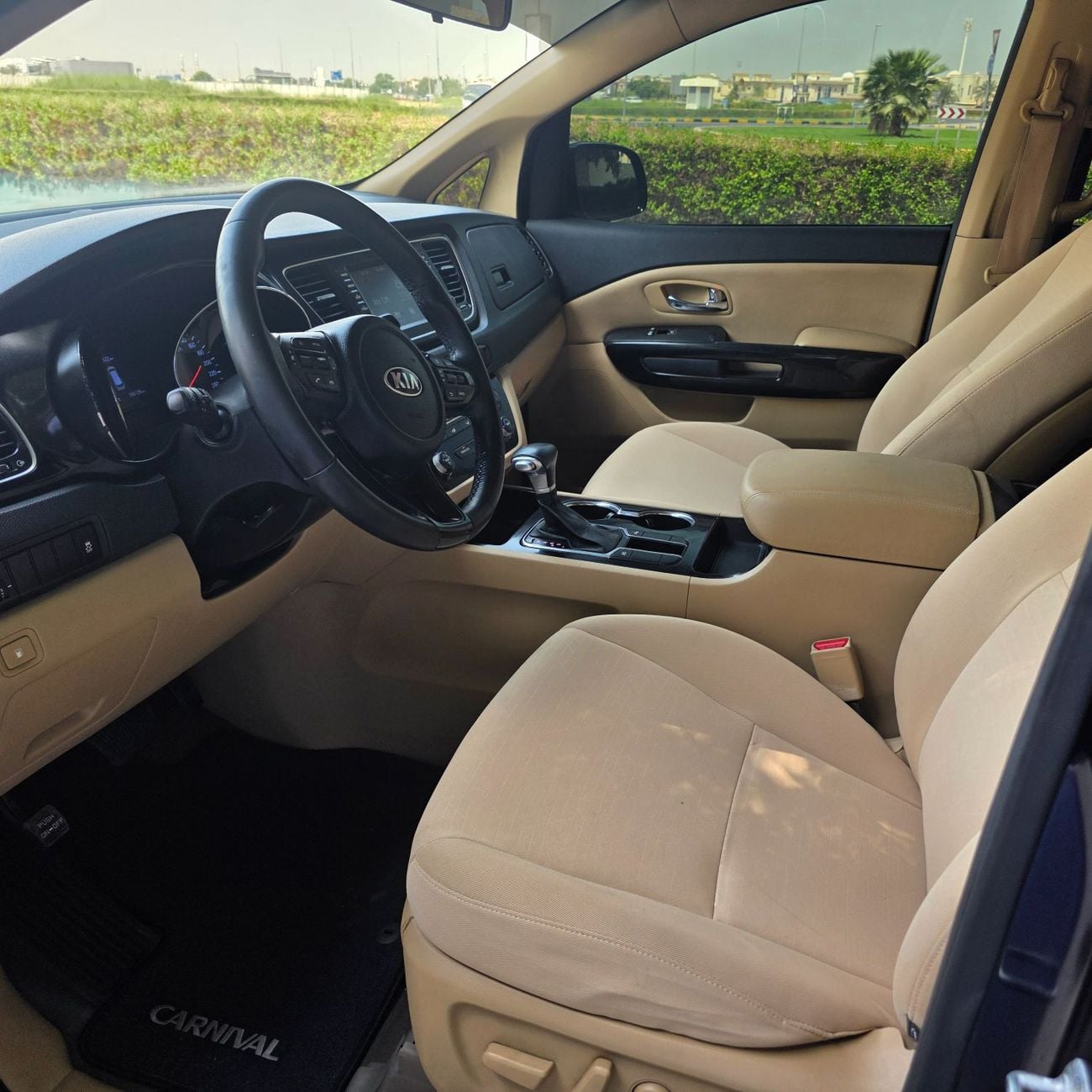 Kia Grand Carnival