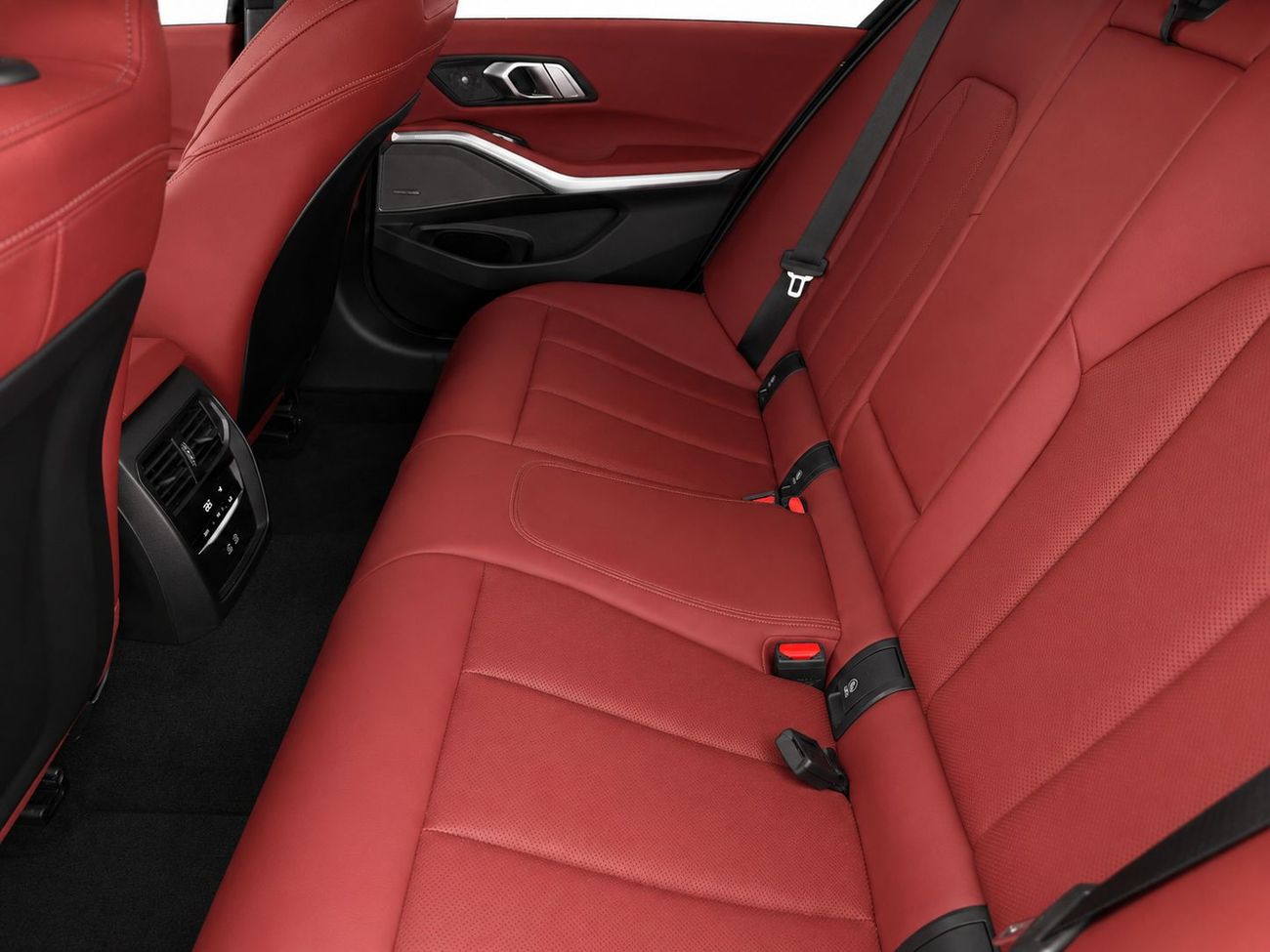 BMW 330i M SPORT