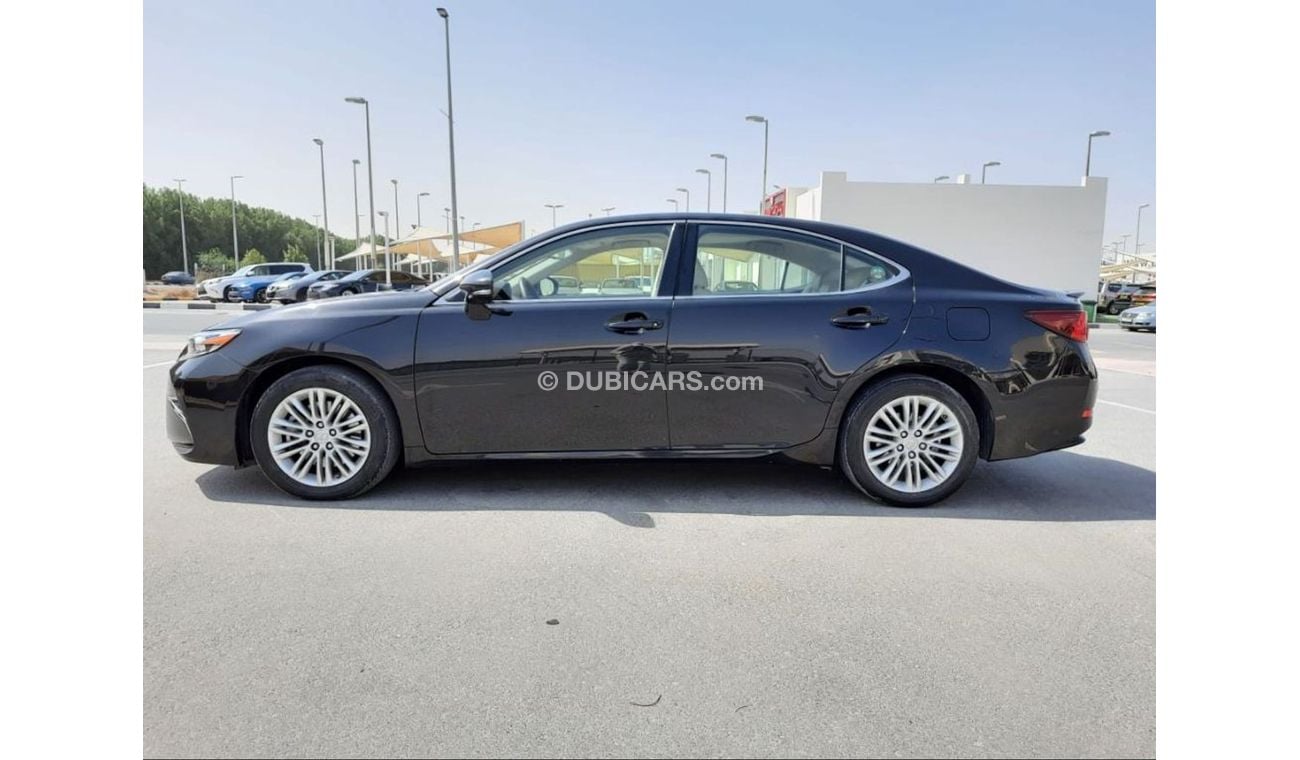 Lexus ES350 Lxsus ES 350 2017 full options  clean car