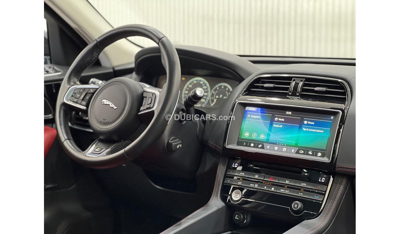جاكوار F بيس 2018 Jaguar F-Pace R-Sport 25t, Warranty, Full Jaguar Service History, Low Kms, GCC