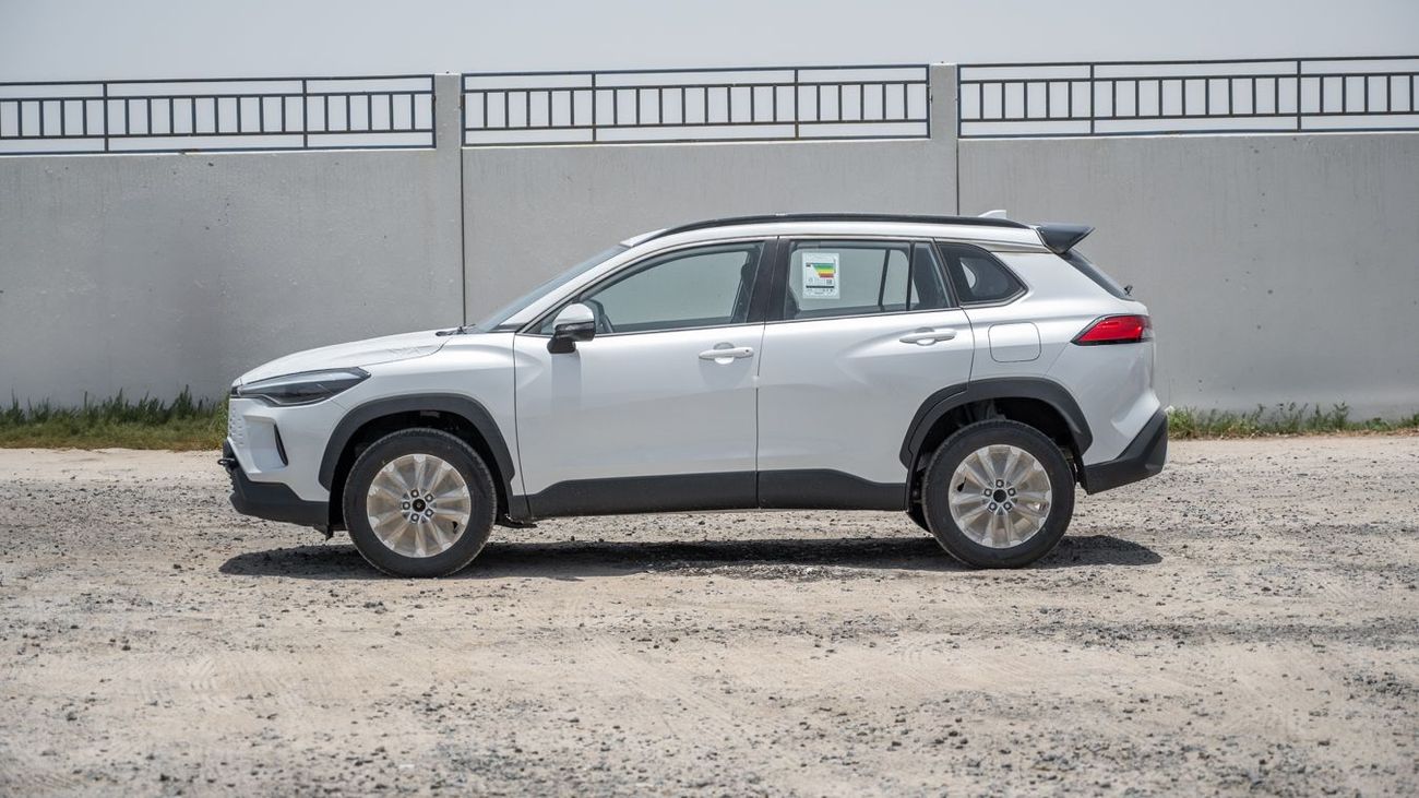 تويوتا كورولا كروس TOYOTA COROLLA CROSS 1.8 HIGH -2025YM