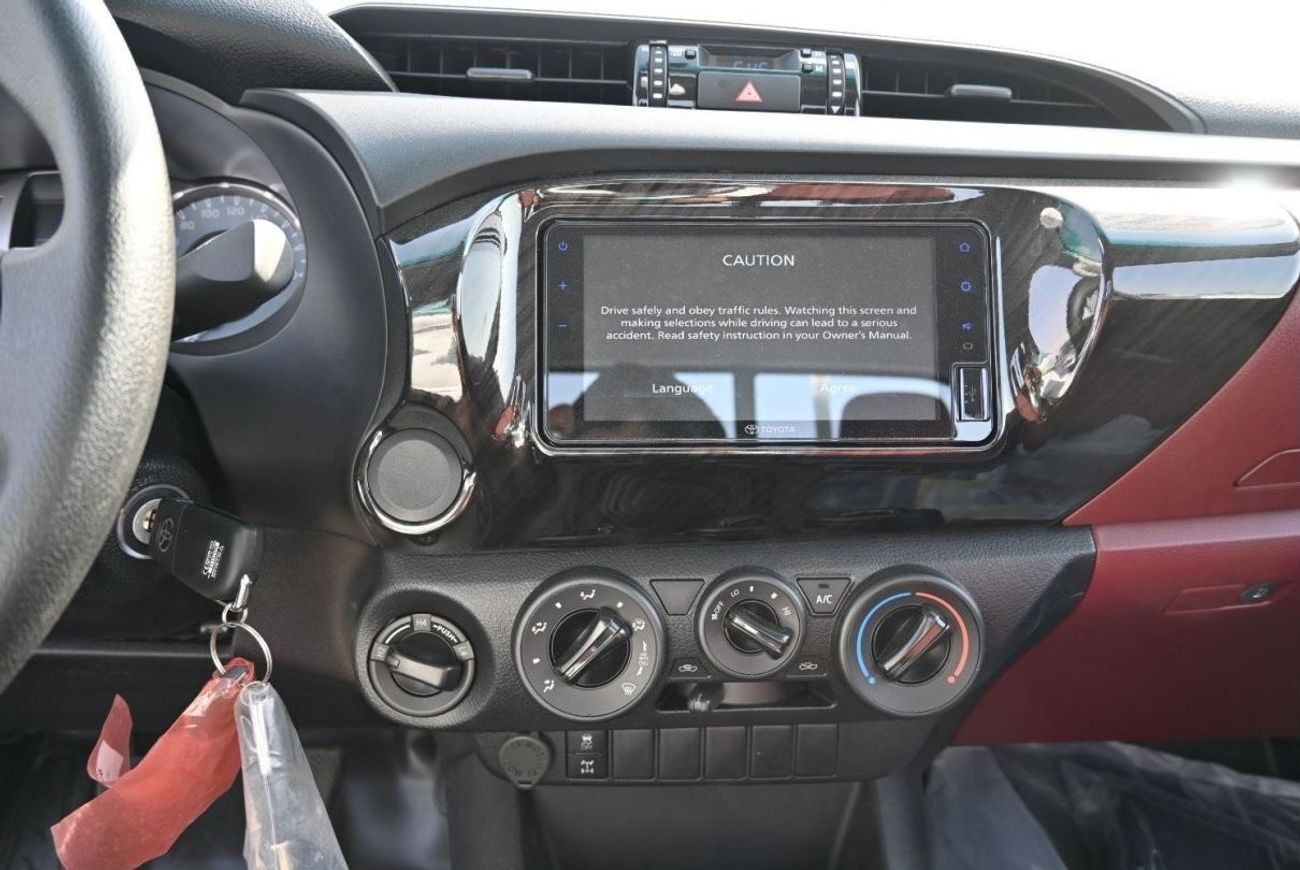 تويوتا هيلوكس تويوتا هيلوكس GLX 2.7L بنزين ، بيك أب ، دفع رباعي ، بابين ، ناقل حركة يدوي ، كابينة واحدة ، مفتاح تش