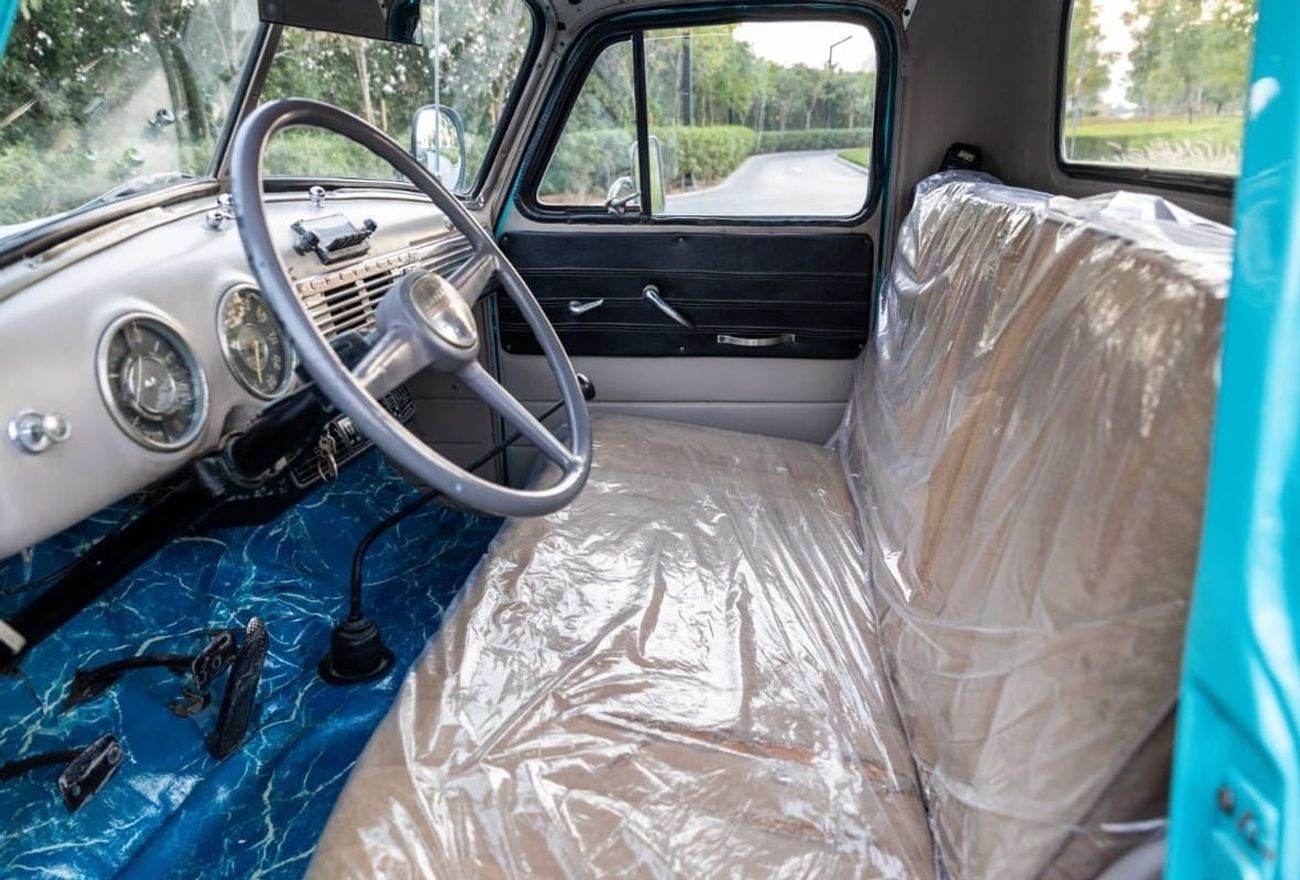 Chevrolet Chevy Van