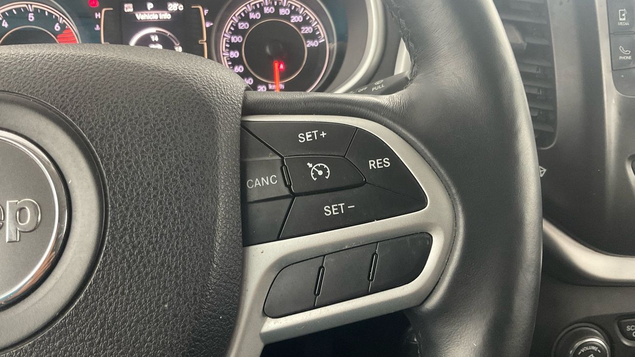 جيب شيروكي Sport | upto AED 20,000 Ramadan Discount | شامل الضمان | 0 ﺪﻔﻋﺓ ﺃﻮﻟﻯ