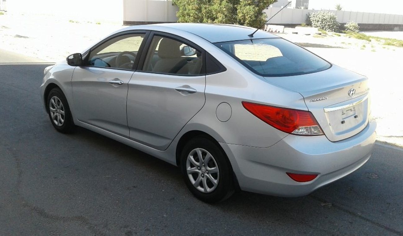 Hyundai Accent