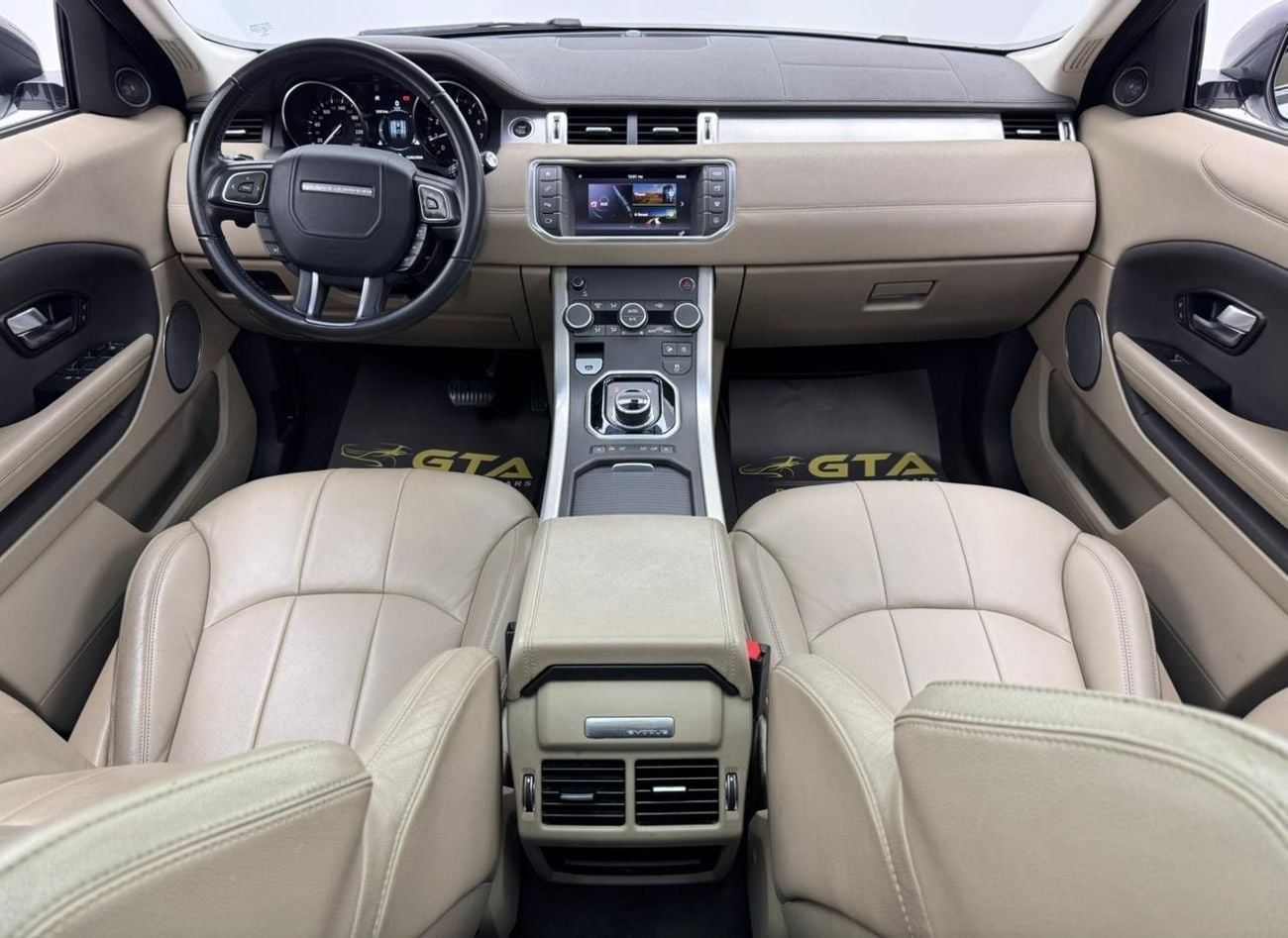 Land Rover Range Rover Evoque 2019 Range Rover Evoque SE, Range Rover Service History, 1 Year Warranty, GCC