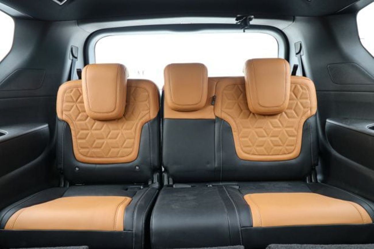 نيسان باترول 3.8L PTR SE WITH PANORAMA AND LCD FOR LOCAL WITH WARRANTY