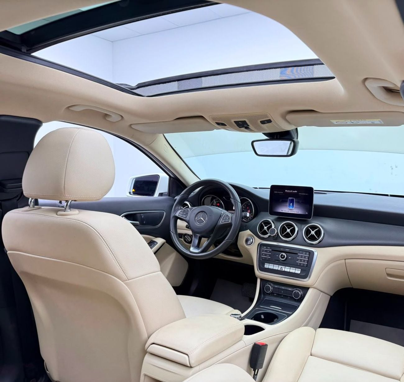 Mercedes Benz GLA220 2018 Mercedes Benz GLA220 4MATIC, Service History, Fully Loaded, Excellent Condition, GCC