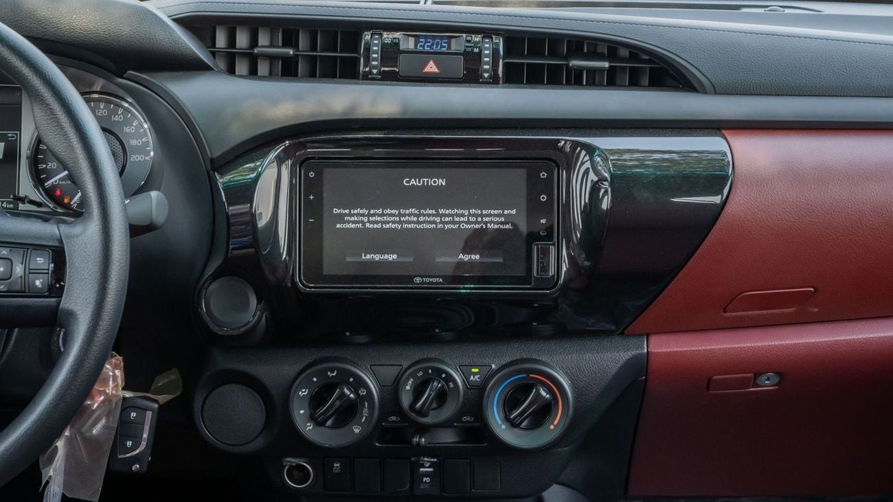 تويوتا هيلوكس TOYOTA HILUX 2.7L MT 4X2 -2025YM